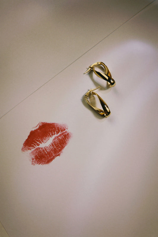 Jewelry or Jewellery?