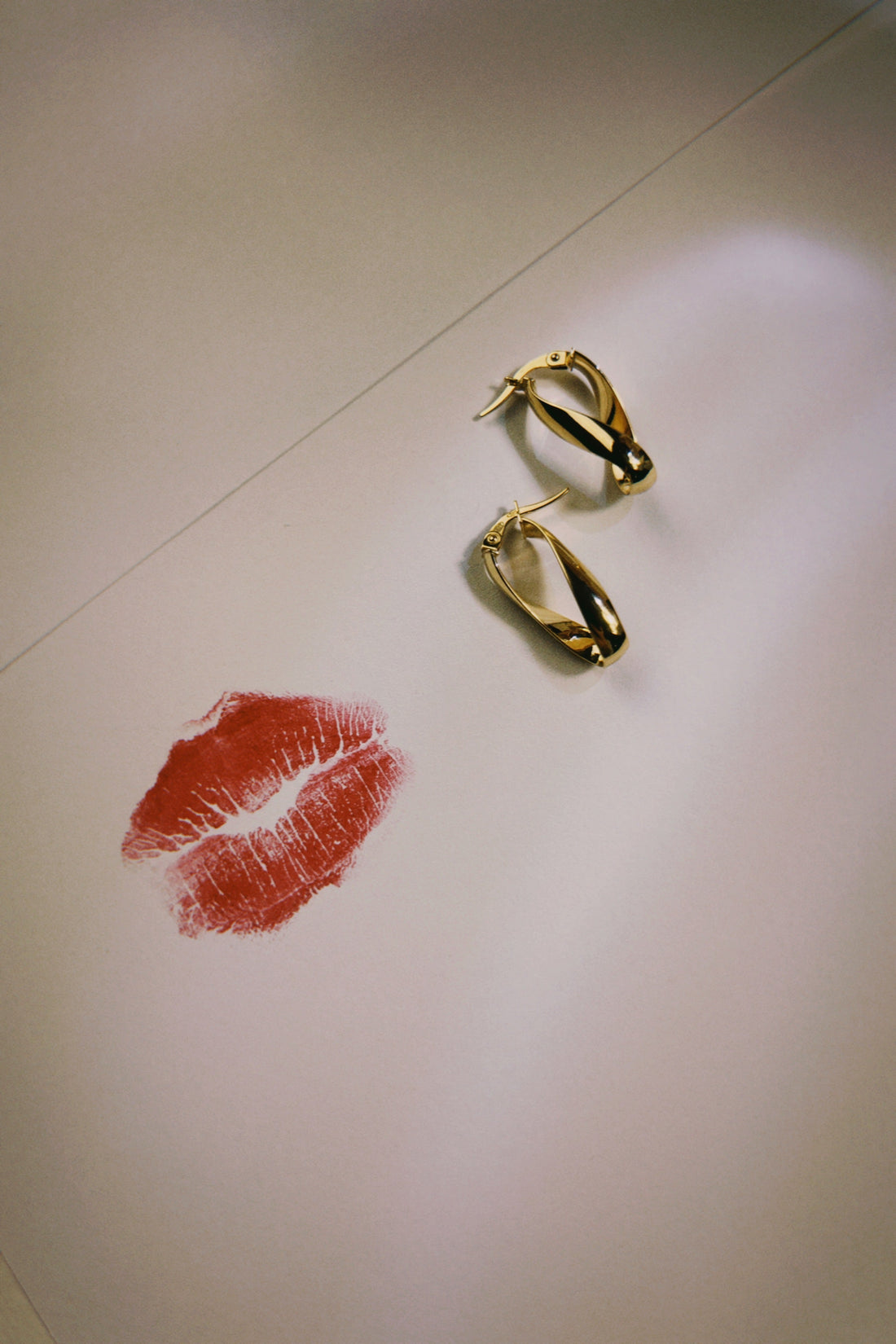 Jewelry or Jewellery?