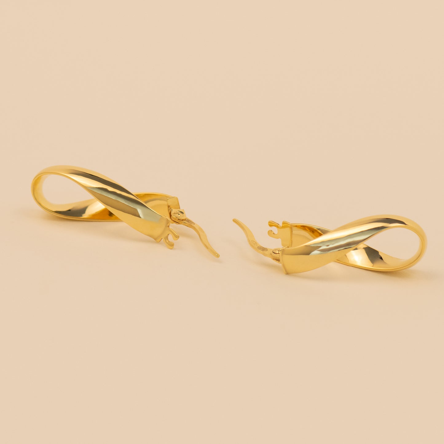 Alosa Song Earrings